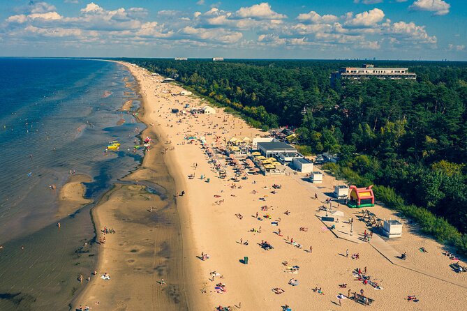 na slici je jurmala latvija